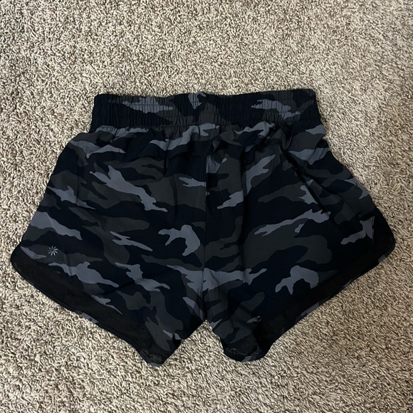 Athleta Printed Mesh Racer Run Short 4” - Picture 3 of 3